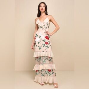 NWOT Lulu’s Beige Floral Embroidered Tiered Maxi Dress